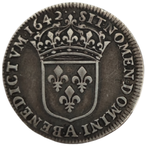 Louis XIII, quart d&rsquo;écu, 1er poinçon de Warin buste drapé, variété 2 points et 1 point sous le buste 1642 Paris