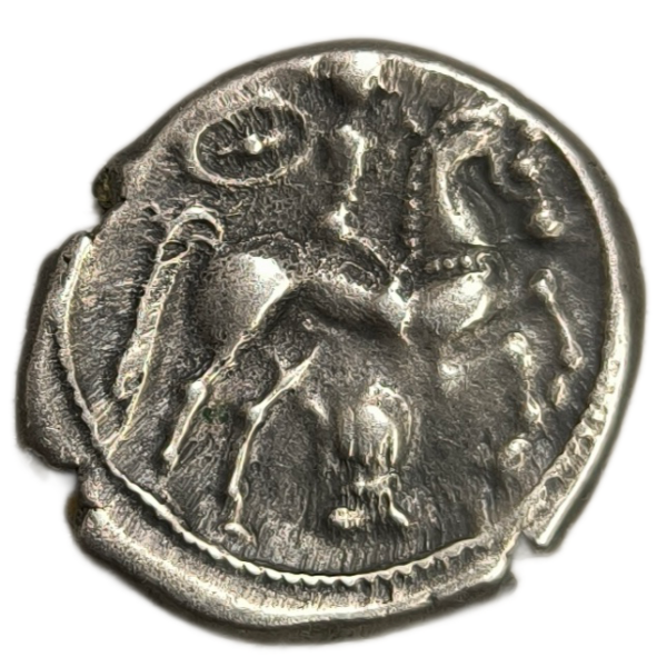 Carnutes / Bituriges / Pictons, drachme au cavalier et à la main